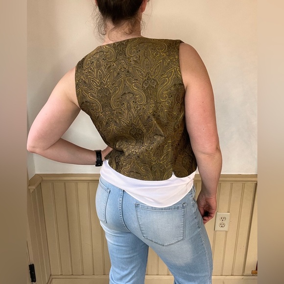 Valerie Stevens Vintage Paisley Gold Fancy Button Vest Womens PS - Picture 6 of 10